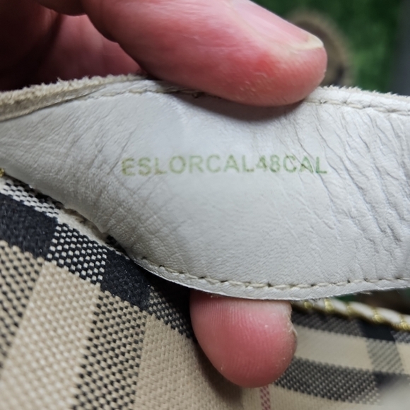 Burberry White Leather Espadrille Thong Wedge Sandals Check Size 39 . Box not in - Picture 13 of 13